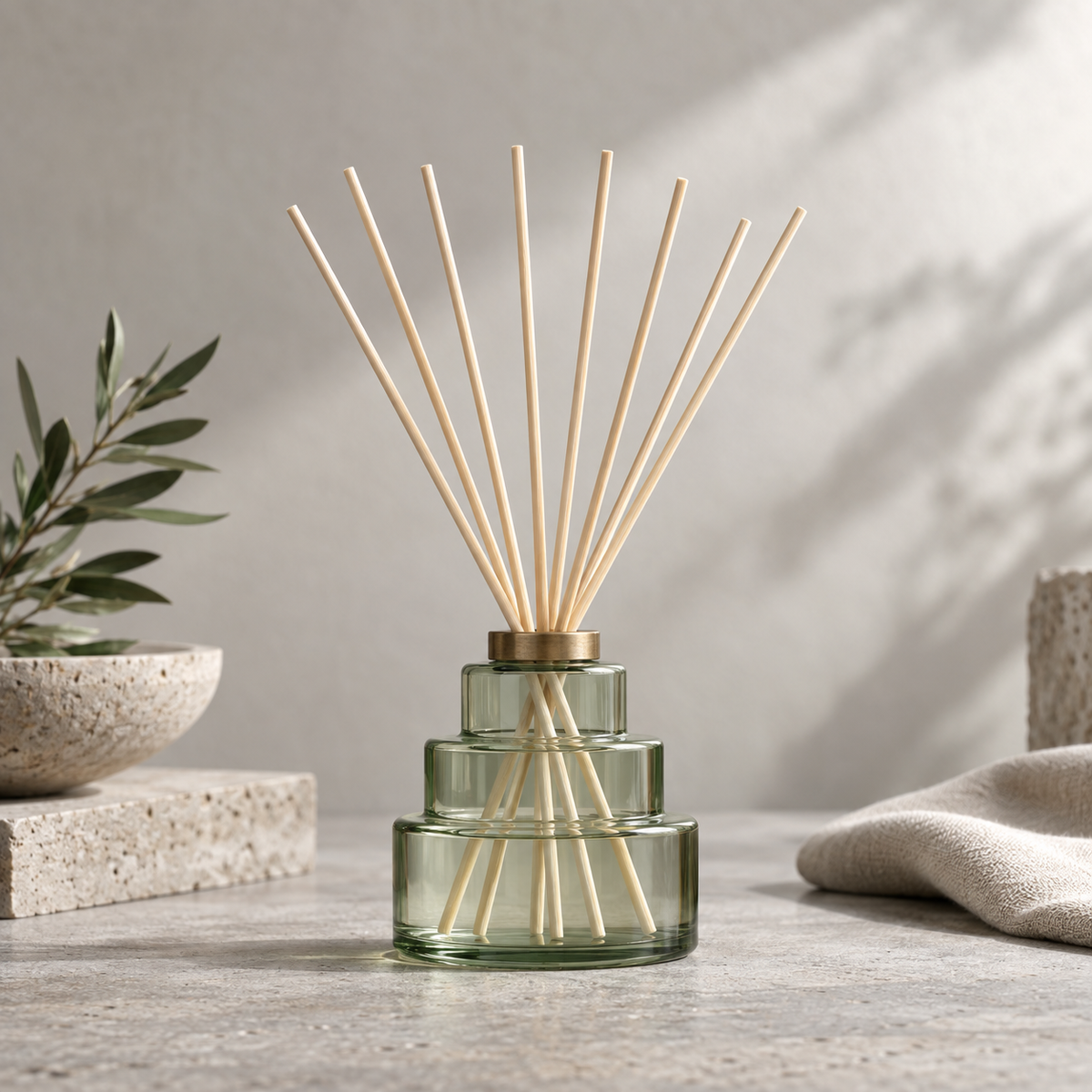 Botanique Cascade Diffuser in a complete studio view