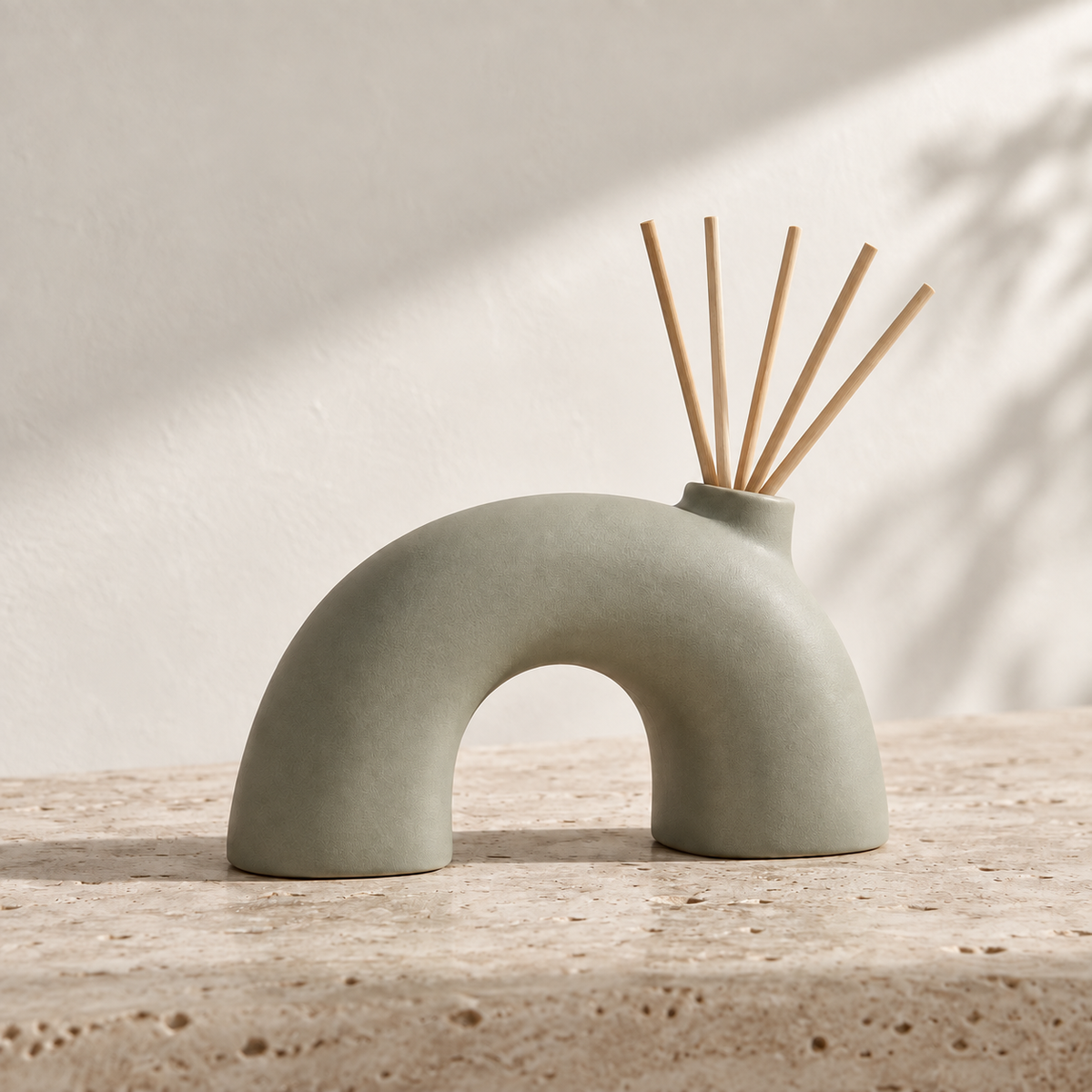 Vale Arc Diffuser in a complete studio view