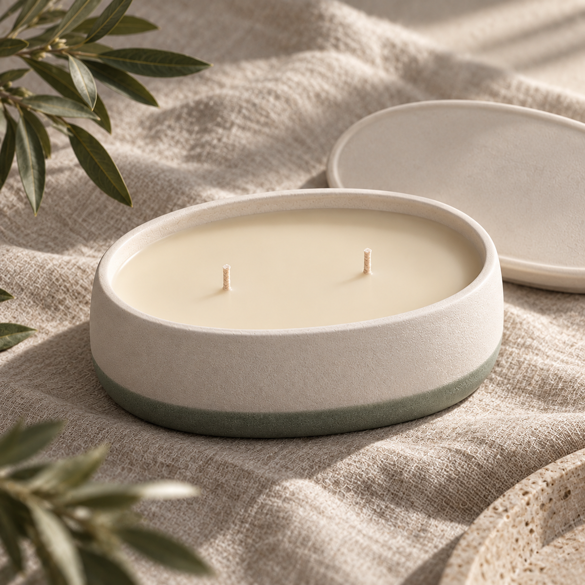 Pale Grove Double-Wick Candle material and construction detail