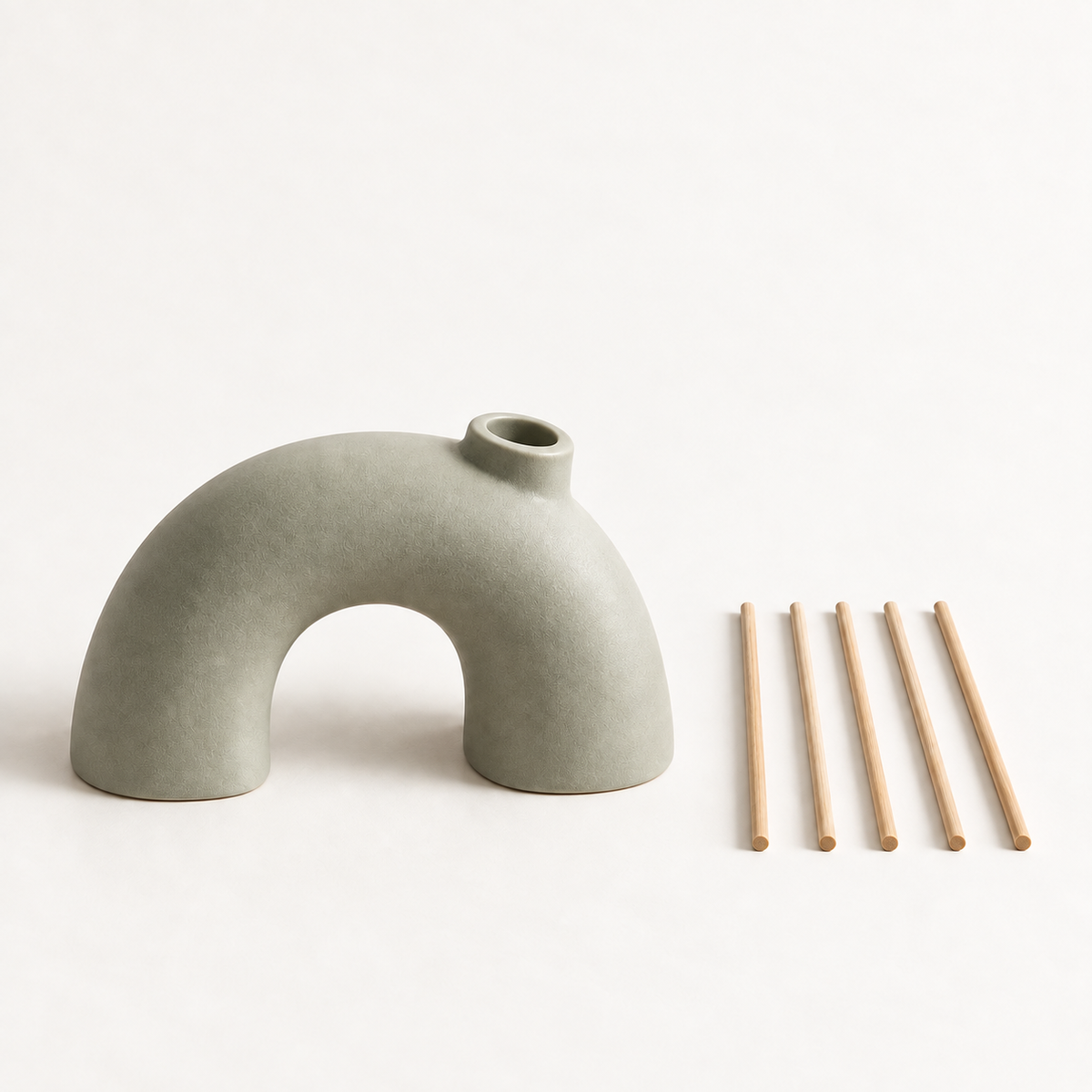 Vale Arc Diffuser with all included components